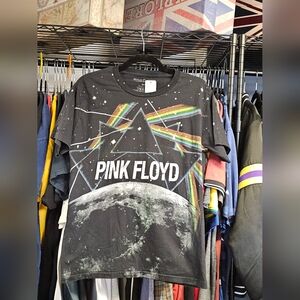 Pink Floyd Tee - Black with Rainbow Design. Size Small.